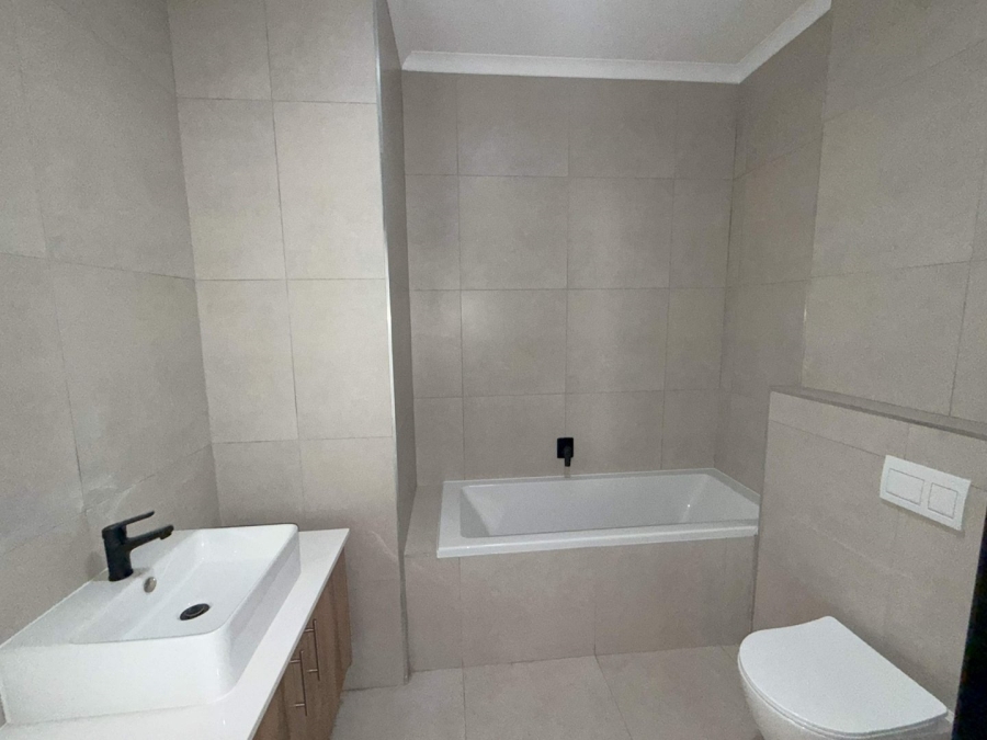 3 Bedroom Property for Sale in Sandown Western Cape